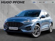 Ford Kuga, 2.5 ST-Line, Jahr 2022 - Hamburg