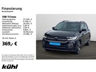 VW T-Cross, 1.5 TSI Life R-Line, Jahr 2023 - Hildesheim