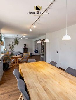 ***Traumhaus mit viel Platz, riesigem Garten und 5 Stellplätzen - Ihre großzügige Familienoase*** - Welzheim