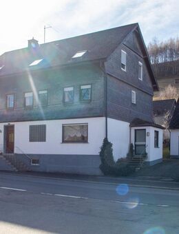 Ein Haus - viele Möglichkeiten! Großes Wohnhaus in Olsberg-Elpe - Olsberg