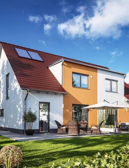 Ihr Neues Zuhause im Doppelhaus auf einem schönen großen Grundstück mit traumhaftem Blick ins Labertal freut sich auf Sie.- Nähe Pilsach - Pilsach