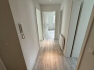 Renovierte 3 Zimmer Whg in ruhigem Wohngebiet in Cannstatt - Stuttgart