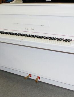 Klavier Berdux 105 weiß satiniert, Renner-Mechanik, 5 Jahre Garantie - Egestorf