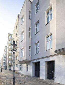 Stilvolle Kapitalanlage: Vermietete 2-Zimmer-Altbauwohnung in Charlottenburg nahe dem Lietzensee! - Berlin