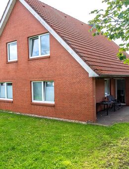 Großzügiges Zweifamilienhaus in Wiefelstede-Metjendorf - Wiefelstede