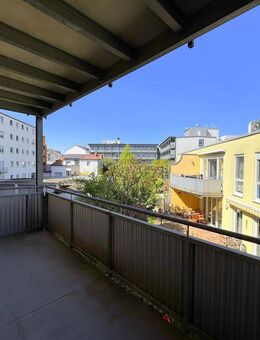 Moderne 3-ZKB-Wohnung mit Balkon und Stellplatz - Ludwigshafen (Rhein)