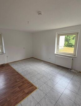 2-Zimmer-Wohnung in Köditz/Brunnenthal - ruhige Wohnanlage - Erdgeschosswohnung ca. 50 m² Wohnfläche - sofort verfügbar - Köditz