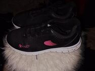 Leichte Sneaker von athletic Größe 37. - Köln