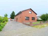 Einfamilienhaus mit großem Grundstück - ideal für Handwerker oder Familien mit vielen Wohnideen - Odderade