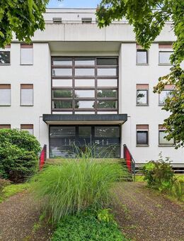 Stilvolles Penthouse mit Dachterrasse und lichtdurchflutetem Wohnambiente - Waldbronn