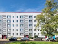 3 Raum-Wohnung mit Balkon und Bad mit Fenster - Halle (Saale)