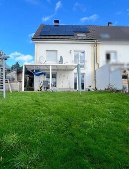 Familienfreundliche Doppelhaushälfte in ruhiger Sackgassenlage von Meschede-Freienohl - Meschede (Kreis- und Hochschulstadt)