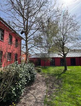 Stilvolle Villa mit herrlichem Garten und 120 m² Nebengebäude - Bayreuth