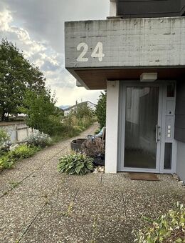 Gut geschnittene 2-Zimmer-Wohnung zu verkaufen, in Dettingen unter Teck - Dettingen (Teck)