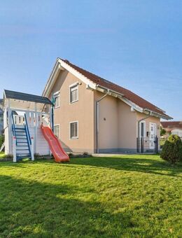 Einziehen und wohlfühlen: Modernes Einfamilienhaus inkl. PV-Anlage in Taufkirchen - Gebensbach - Taufkirchen (Vils)