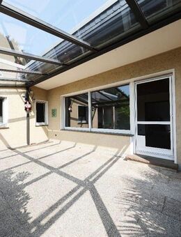 Freistehender Bungalow, ca. 123 m² Wohnfläche, 850 m² Grundstück, Garage ... - Leverkusen