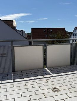 Dachgeschosswohnung mit zwei Balkonen in ruhiger Wohnlage! - Unterensingen