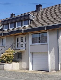 Großzügiges Einfamilienhaus mit 2 Bädern, G-WC, überdachter Terrasse und Garage in Hohenlimburg - Hagen (Stadt der FernUniversität)