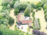 Ein absolutes Kleinod...gepflegtes und modernisiertes Anwesen vor den Toren der Stadt - Horn-Bad Meinberg