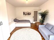 Schwabing-West: WG-Zimmer (noch 2 Zimmer frei) am Olympiapark***vollmöbliert***Bestlage - München