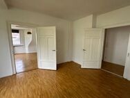 N-Gostenhof ~ 3-Zi-Wohnung mit Wohnküche ~ Stiltüren ~ Tageslichtbad ~ Parkett ~ renoviert! - Nürnberg