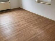 Helle und moderne 4-Zimmer-Wohnung mit großem Balkon in ruhiger Wohnlage - Thurnau