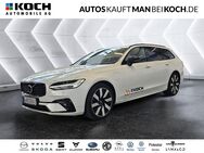 Volvo V90, T8 AWD Recharg Plug-In Hybrid Ultimate Dark, Jahr 2023 - Berlin