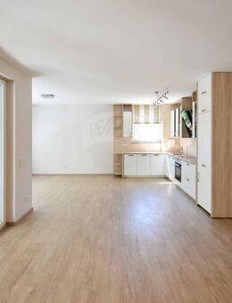 Moderne 4-Zimmer-Wohnung mit überdachtem Balkon in ruhiger Lage am Urselbach - Oberursel - Oberursel (Taunus)