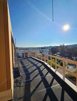 NEU - PENTHAUS mit Dachterrasse - 100.000€ KfW Darlehn - KfW40, uvm ... - 3 Zimmer PH - NEUBAUPROJEKT GRÜNE MITTE - Engen - KfW Förderung & Sonder AfA - Engen