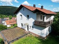 Vielseitiges Zweifamilienhaus mit viel Potenzial - Partenstein