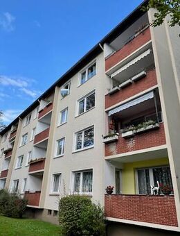 VERMIETETE DREI ZIMMER WOHNUNG - Duisburg