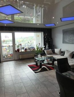 Moderne 3-Zimmerwohnung mit einmaligem Weitblick | Balkon und Außenstellplatz - Fürth