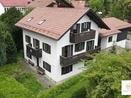 WOHNHAUS MIT 3 FERIENWOHNUNGEN - MIETERFREI - BADETEIL NÄHE KURPARK - KP AUF ANFRAGE! - Bad Tölz