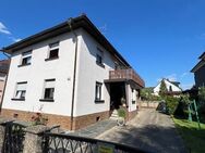Älteres freistehendes Zweifamilienhaus mit viel Potential zu verkaufen - Steinmauern