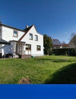 Charmante Doppelhaushälfte mit viel Platz, modernem Innenausbau und großem Garten - Ronneburg (Thüringen)