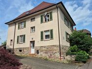 Charmante Stadt-Villa mit 2 Wohneinheiten und riesigem Garten in zentraler Lage von Gaggenau - Gaggenau