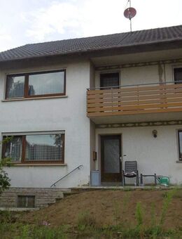 Günstiges Haus mit grosser Scheune u, Nebengebäude und 3500m² GRD - Oberickelsheim