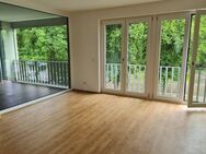 Neuwertige 4,5-Zimmer-EG-Wohnung mit Loggia und EBK in Waldshut - Waldshut-Tiengen