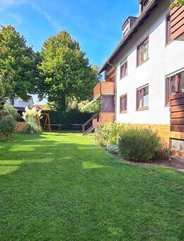 Voll vermietetes Mehrfamilienhaus mit Garagen und Halle! - Kassel