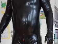 Devoter Bläser für 09.01.25 von Latexfan gesucht - Memmingen