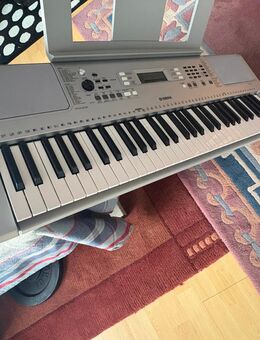 Yamaha YPT 360 Keyboard - Baden-Baden
