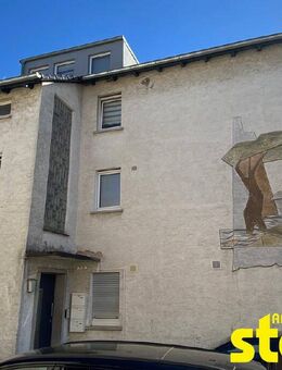 IHR NEUES ANLAGEOBJEKT? VERMIETETES 3- FAMILIENHAUS MIT GARTEN UND HOFFLÄCHE IN HÖSBACH - Hösbach