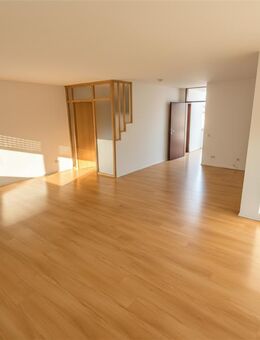 Großzügige und helle Wohnung nahe der Theresienwiese - München