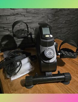 Pedaltrainer mit Zubehör - Neuss