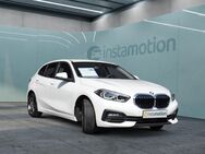 BMW 118, , Jahr 2021 - München