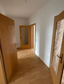 Helle 3-Raum Wohnung im Zentrum von Chemnitz - Chemnitz