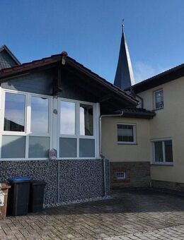 Stilvolles Domizil mit Einliegerwohnung, Wintergarten und großzügiger Terrasse - Allstedt