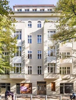 Großzügige Eigentumswohnung im historischen Altbau mit Balkon: bezugsfrei Anfang September 2026 - Berlin