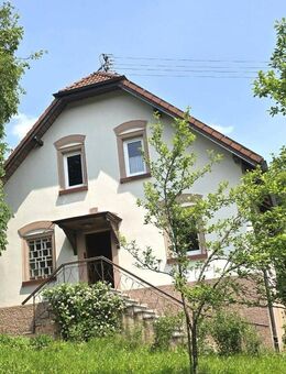 RESERVIERT: Schönes Jahrhundert-Haus mit sehr großem Grundstück, Stall und Schopf - Sigmaringendorf
