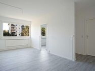 renovierte 2 ZimmerWE mit chicer Einbauküche & modernem Duschbad, Stellplatz mgl. - Freiberg